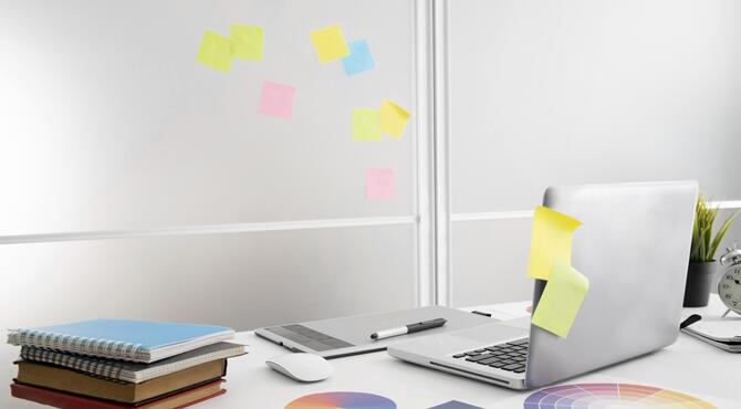 El lenguaje sagrado del color en espacios de trabajo y abundancia